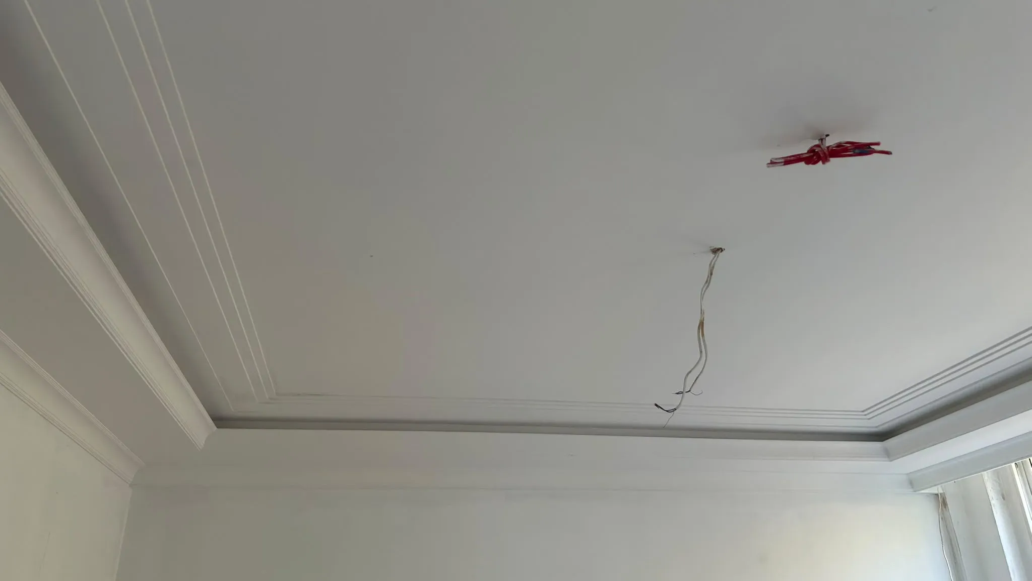 Finished MF ceiling with recessed coffer detail